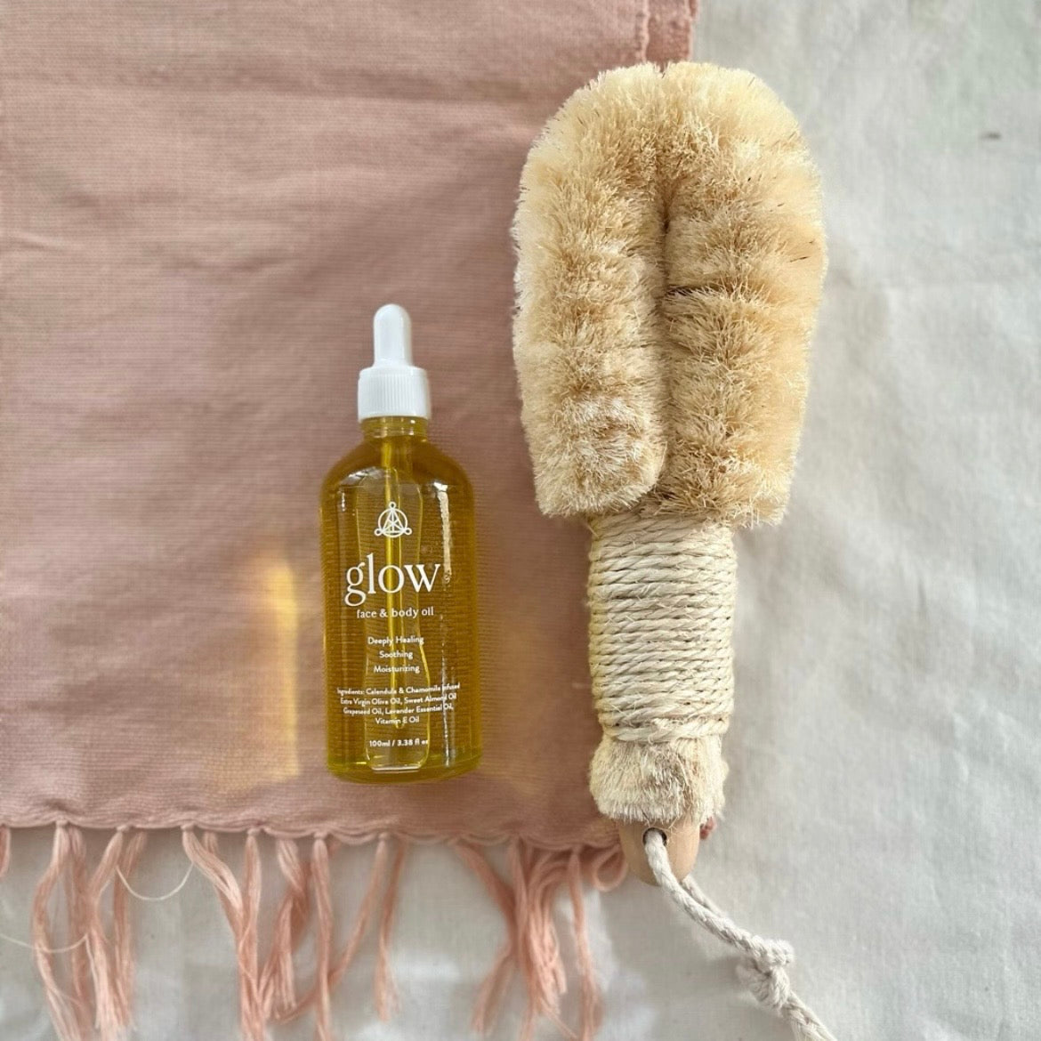 Dry Brush + Glow Face Body Oil Set